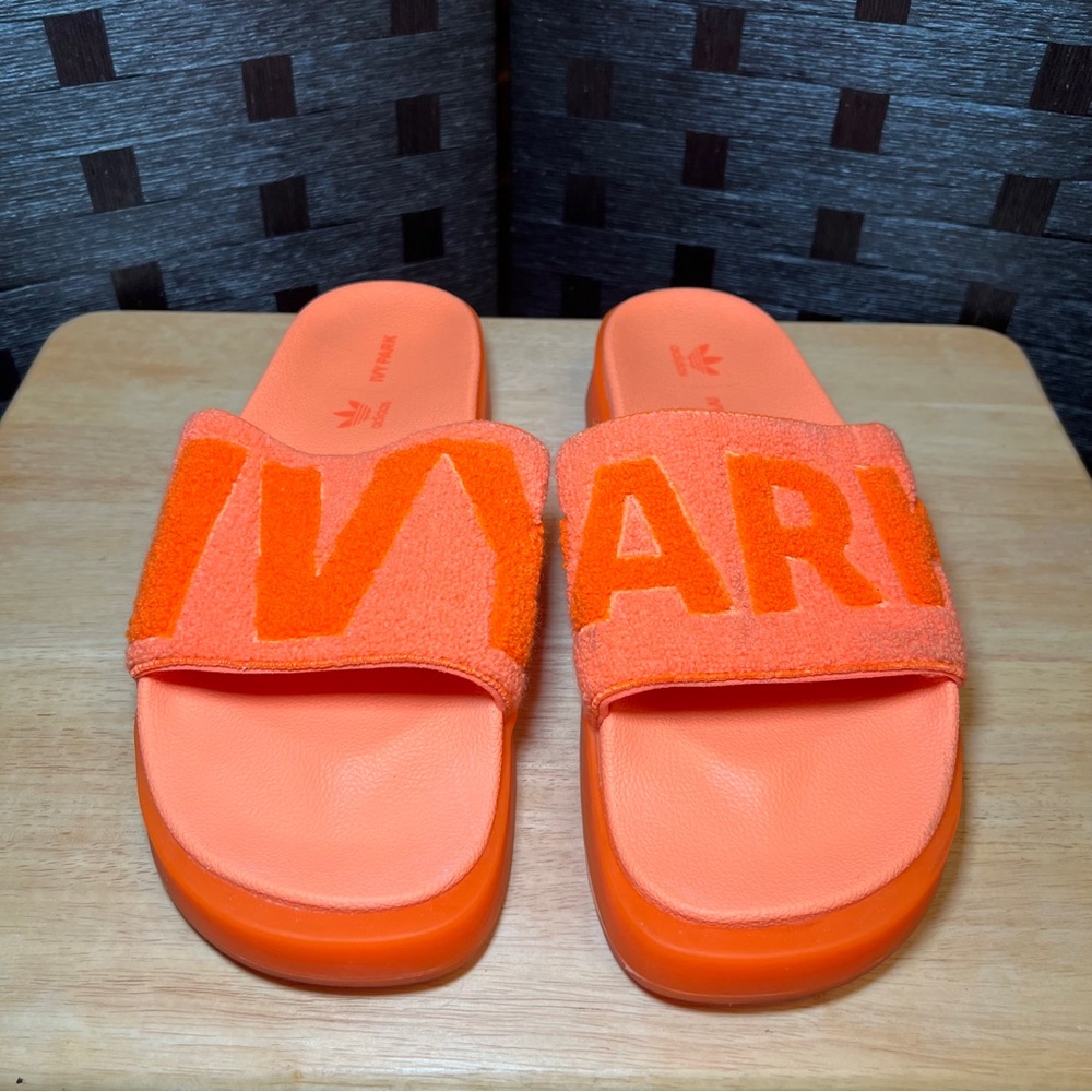Women’s Size 12 IVY PARK addidas sandals Limited Edition